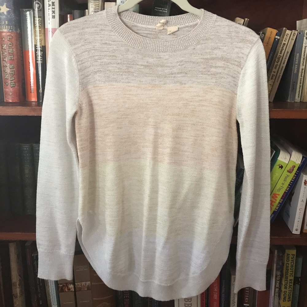Light Anthropologie sweater - silver & gold thread